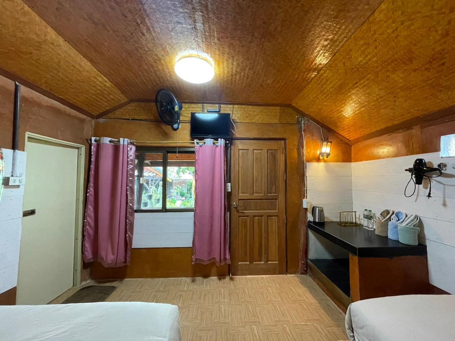 Lung Soi Nguen Homstay Pang Oung Pang Ung エクステリア 写真